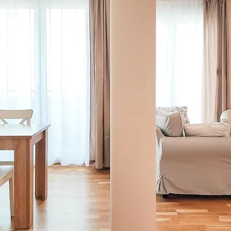 Filinhome Papa 5 Apartament *